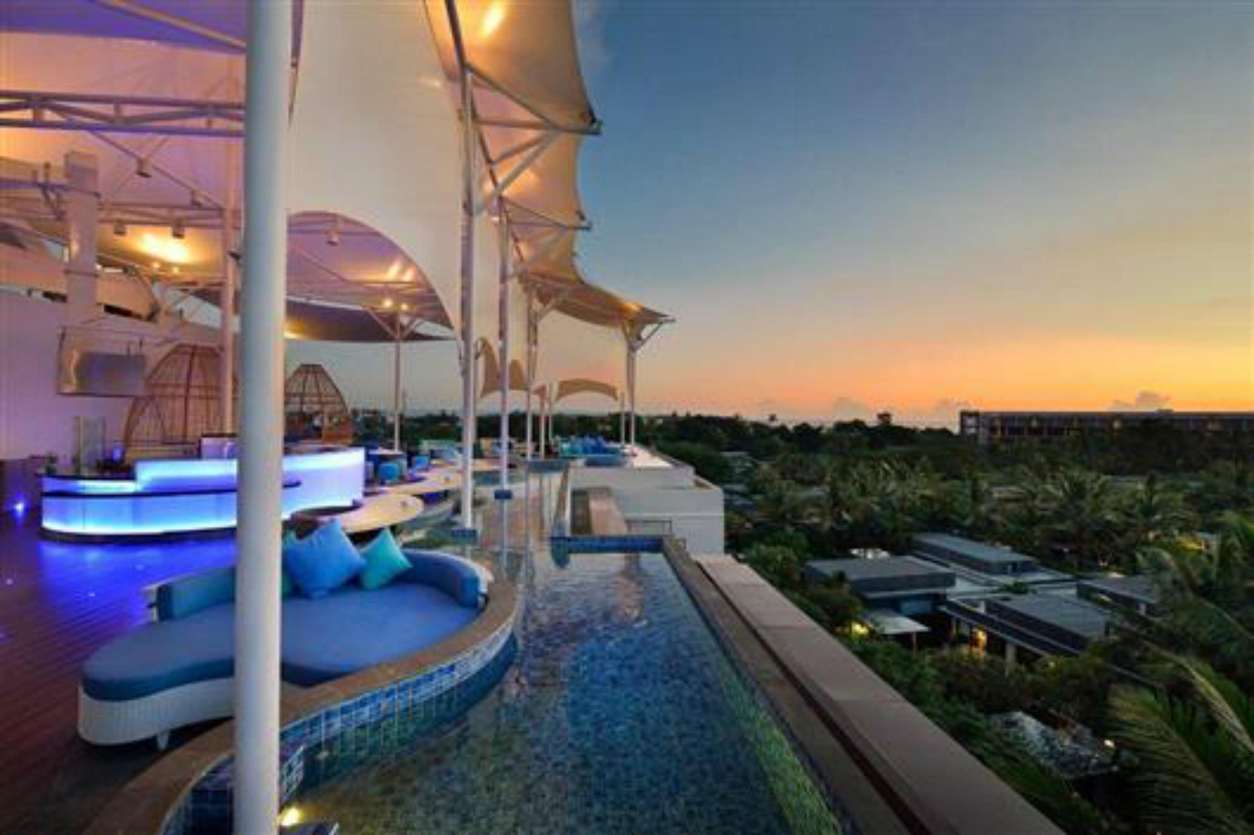 De Vins Sky Hotel Seminyak Экстерьер фото