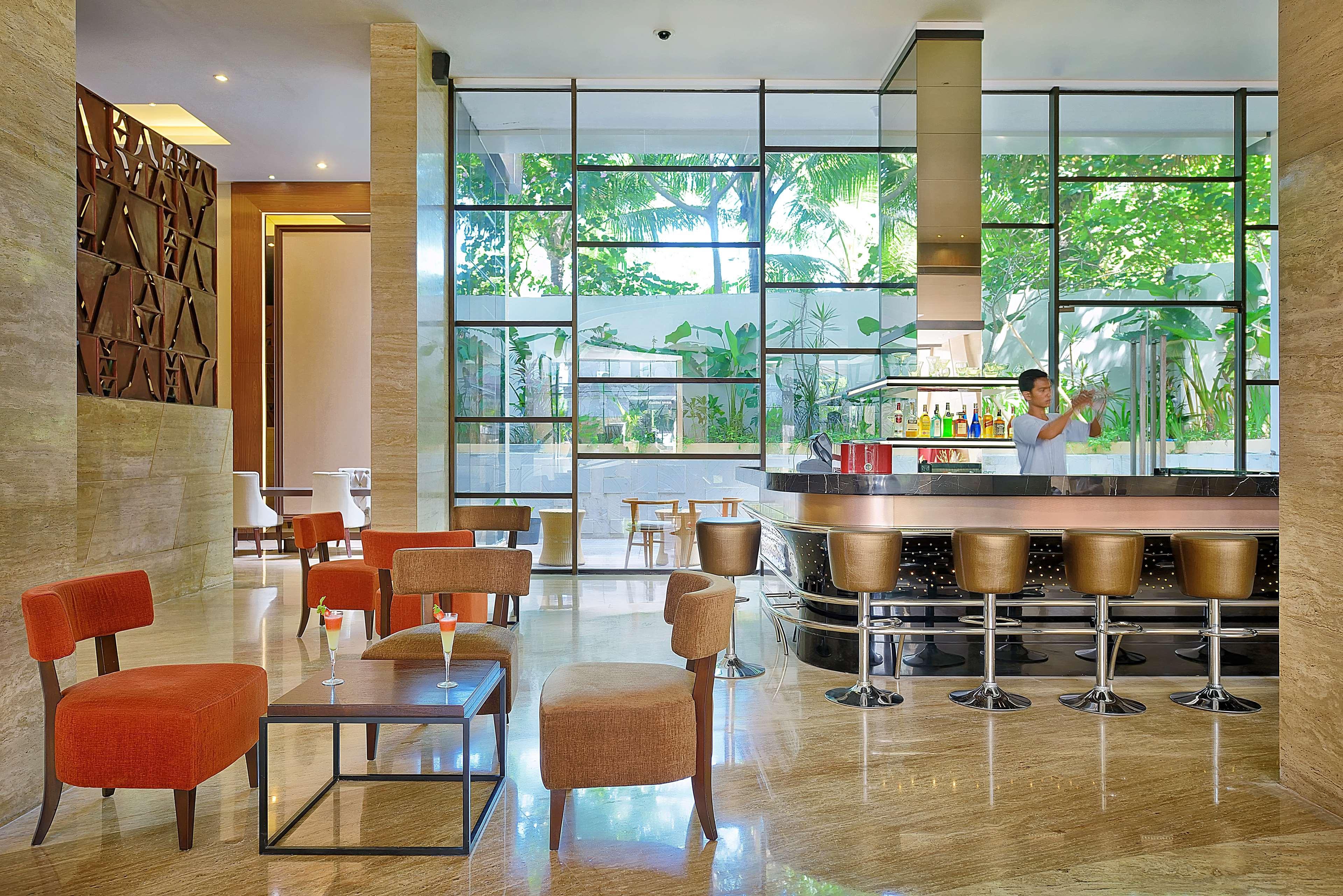 De Vins Sky Hotel Seminyak Экстерьер фото