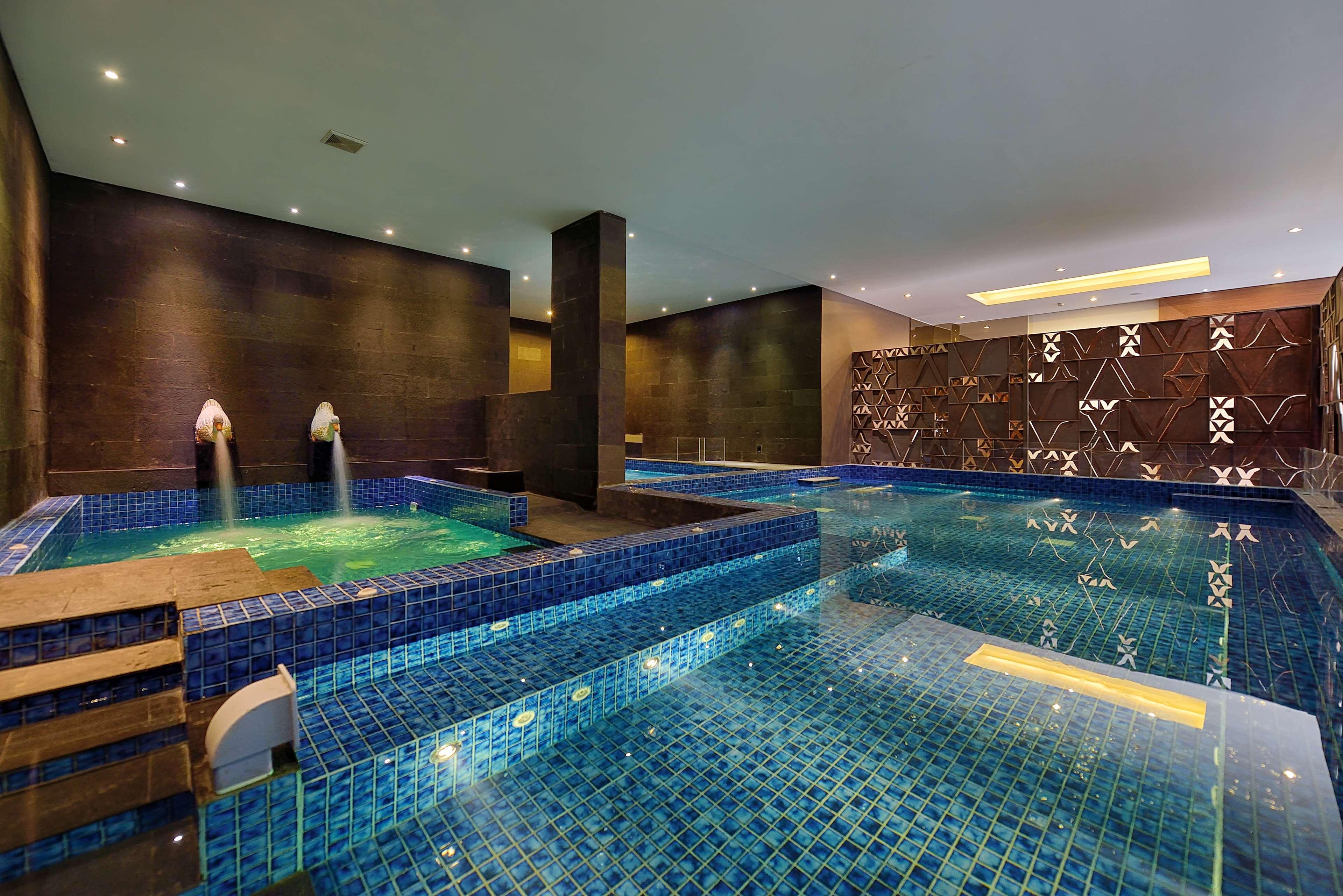 De Vins Sky Hotel Seminyak Экстерьер фото