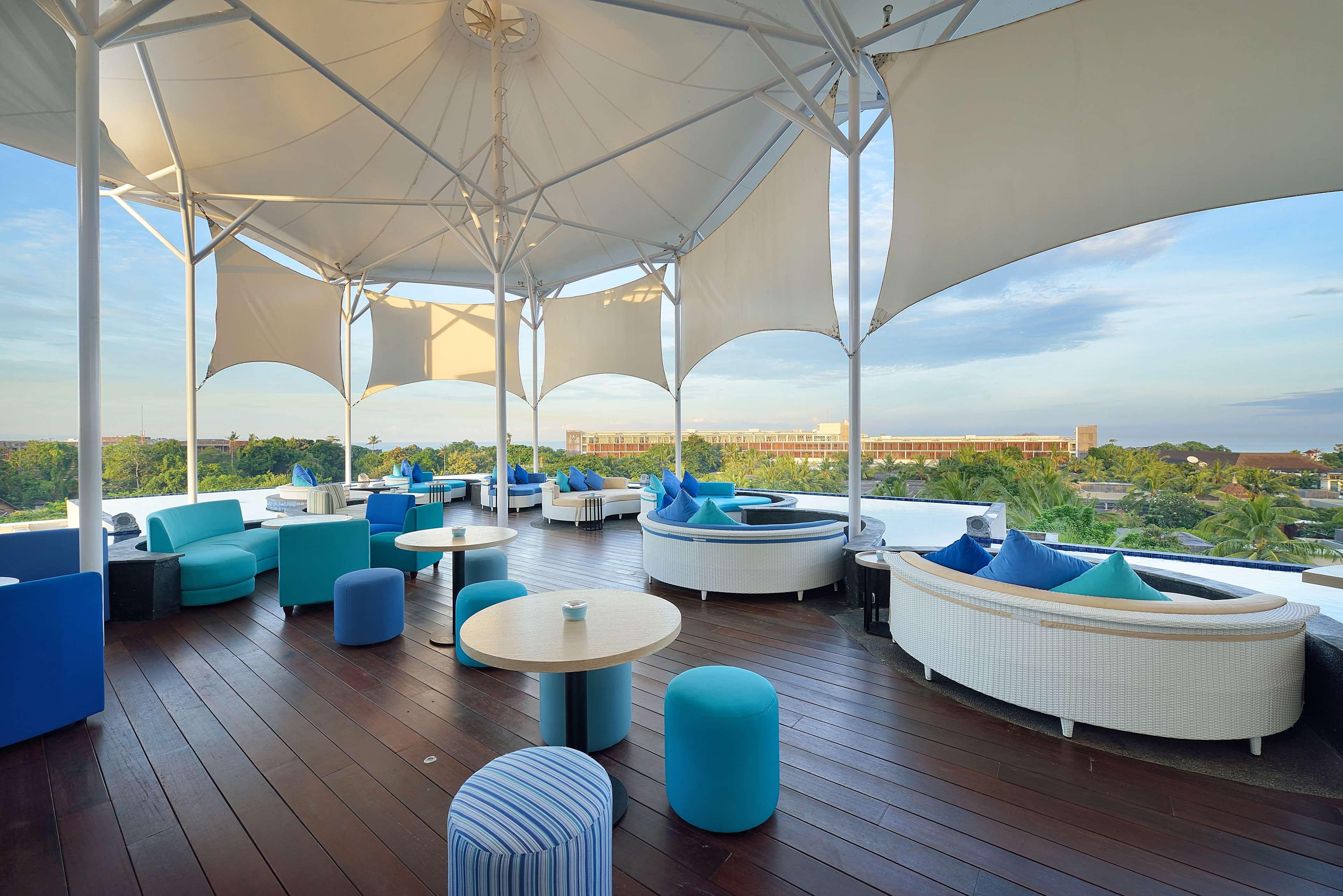 De Vins Sky Hotel Seminyak Экстерьер фото