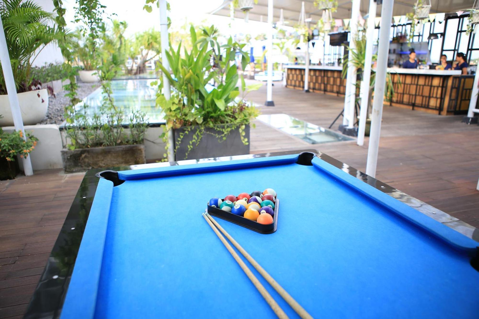 De Vins Sky Hotel Seminyak Экстерьер фото