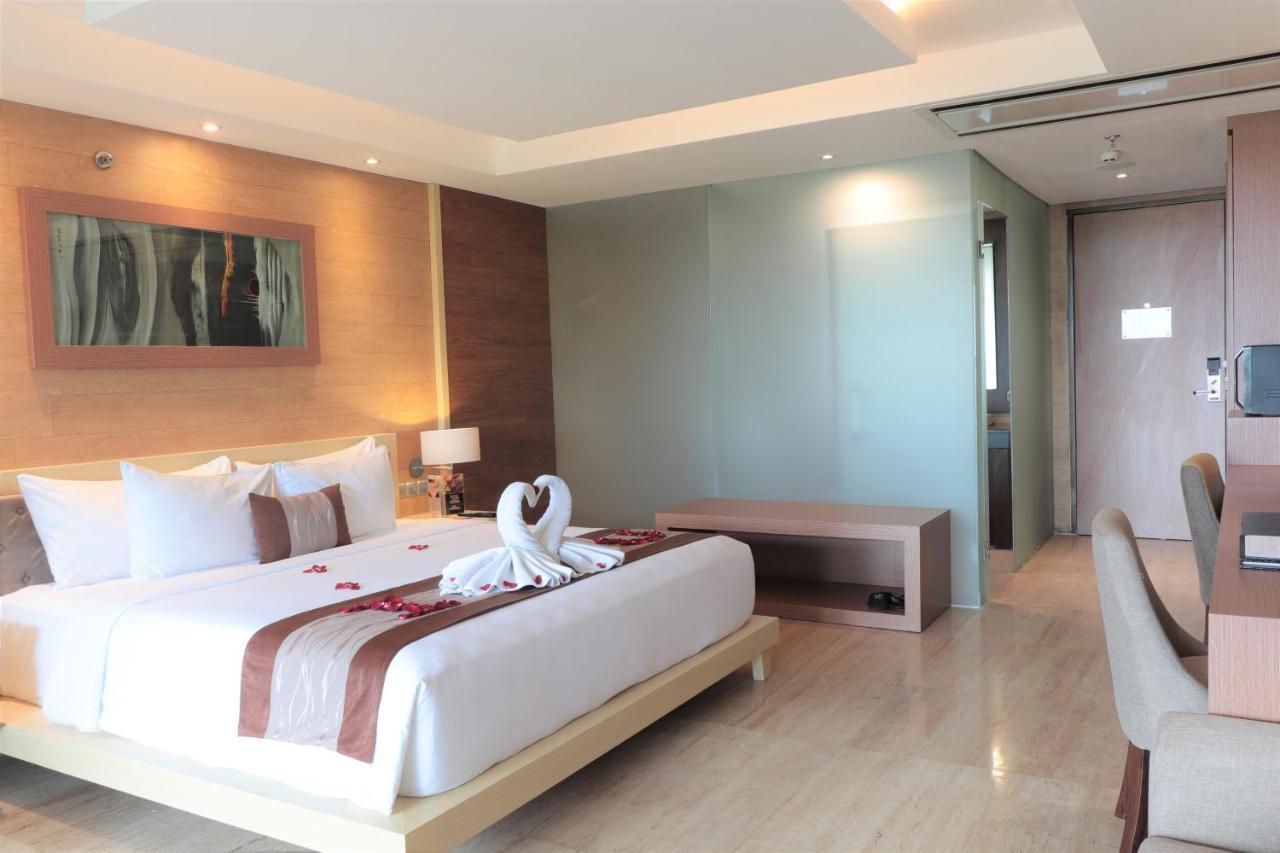 De Vins Sky Hotel Seminyak Экстерьер фото